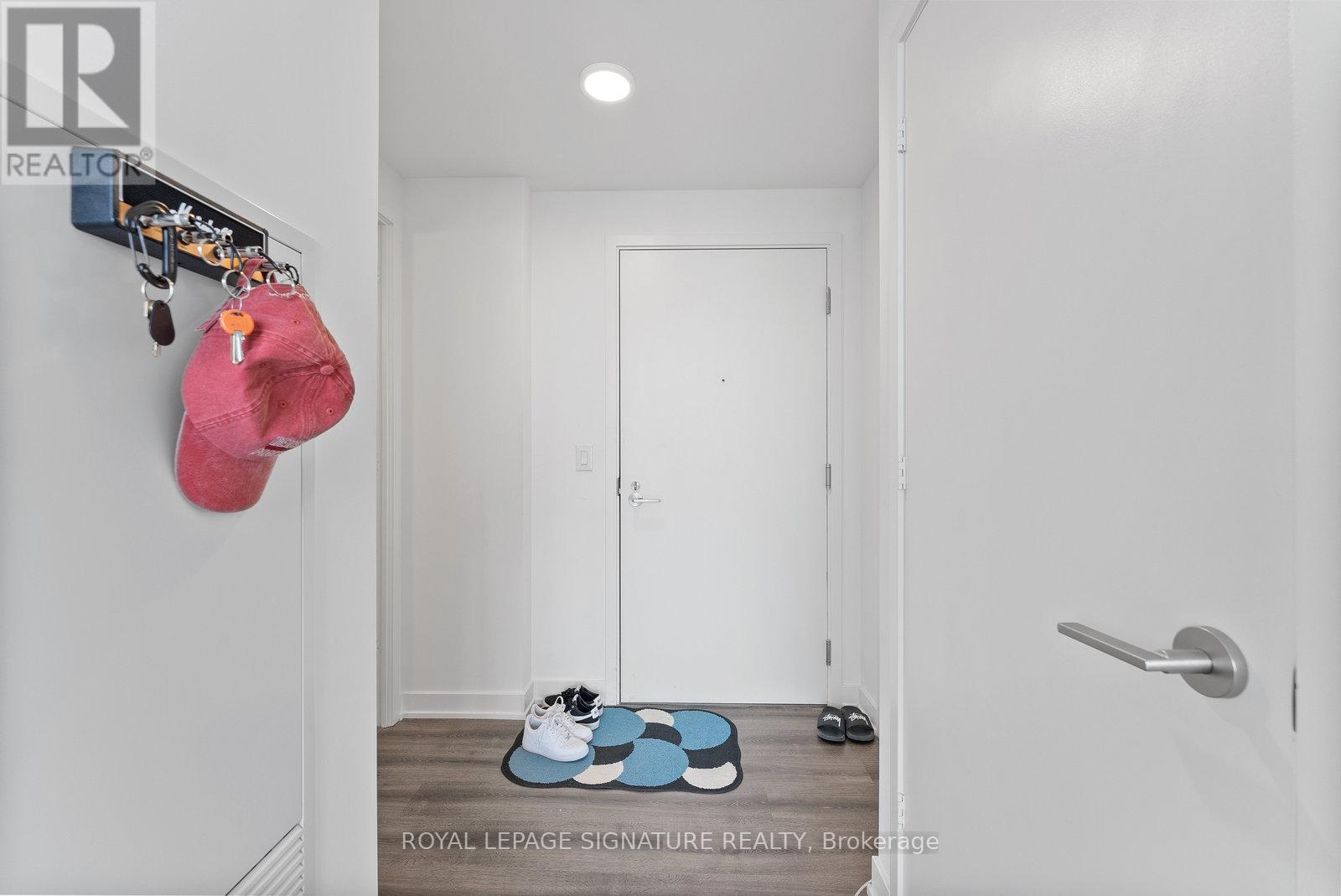 2209 - 65 Mutual Street, Toronto, Ontario  M5B 0E5 - Photo 3 - C13006026