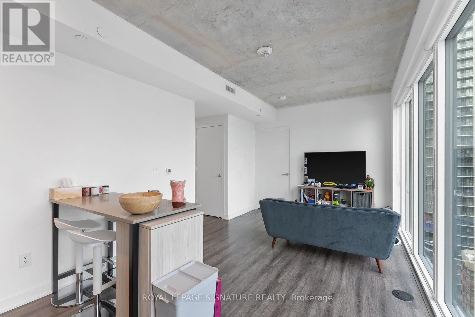 2209 - 65 Mutual Street, Toronto, Ontario  M5B 0E5 - Photo 8 - C13006026