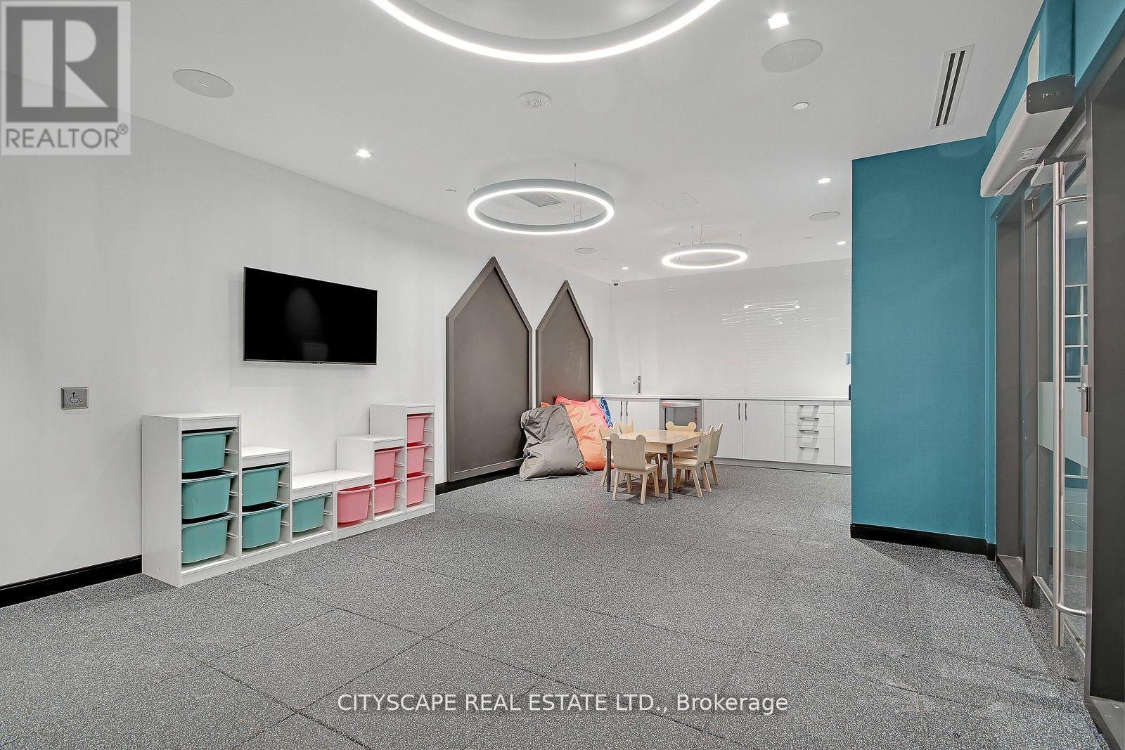 217 - 286 Main Street, Toronto, Ontario  M4C 0B3 - Photo 31 - E13005708