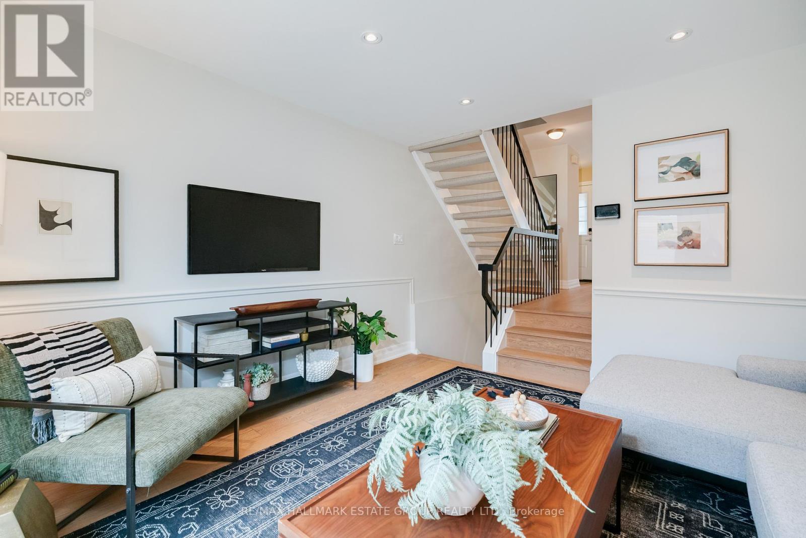 31 Unity Road, Toronto, Ontario  M4J 5A3 - Photo 14 - E13005872