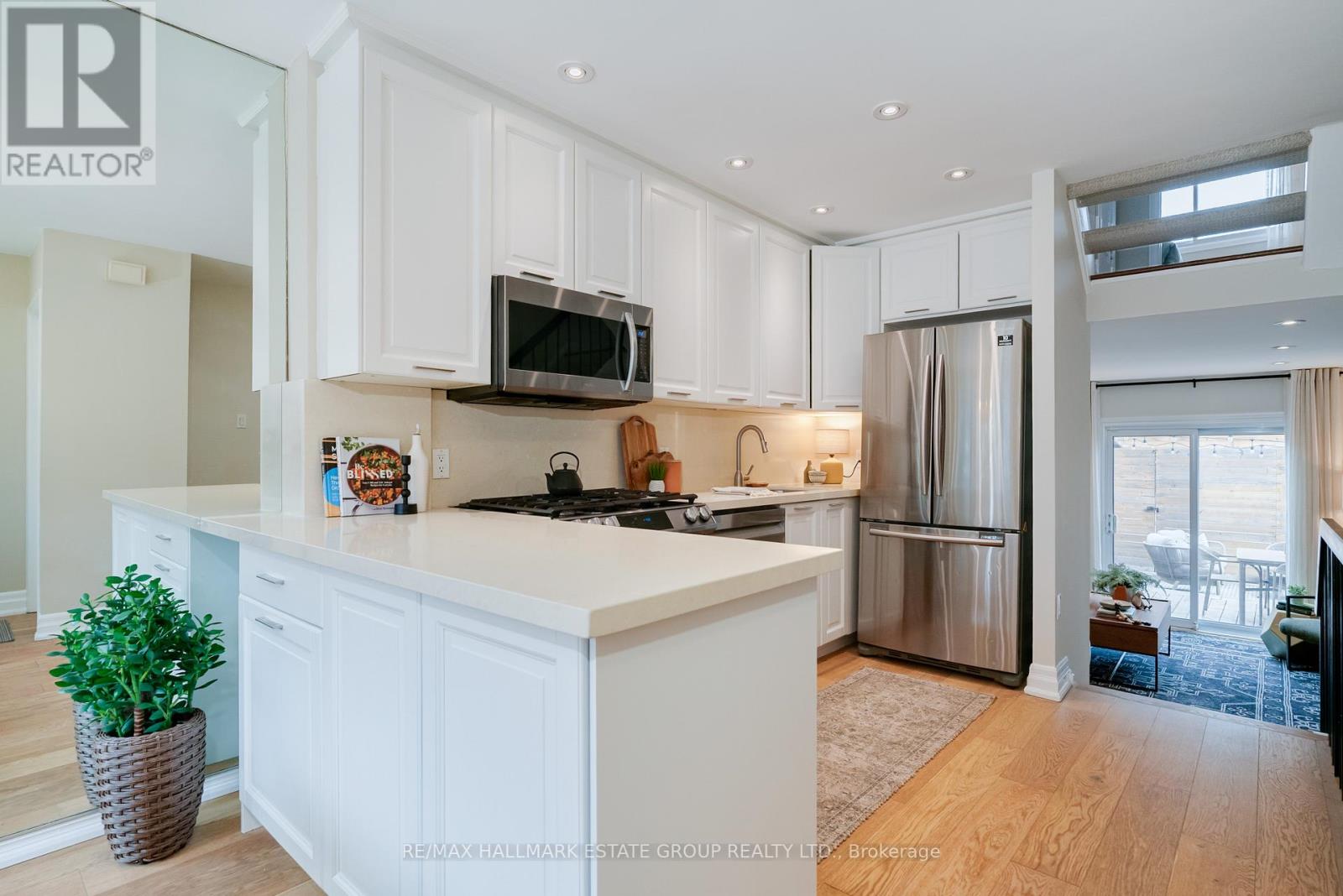 31 Unity Road, Toronto, Ontario  M4J 5A3 - Photo 7 - E13005872