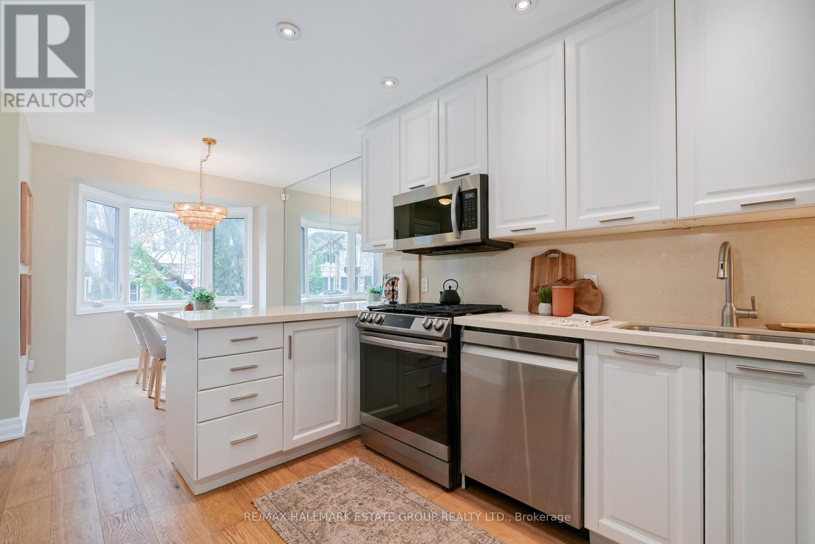 31 Unity Road, Toronto, Ontario  M4J 5A3 - Photo 9 - E13005872