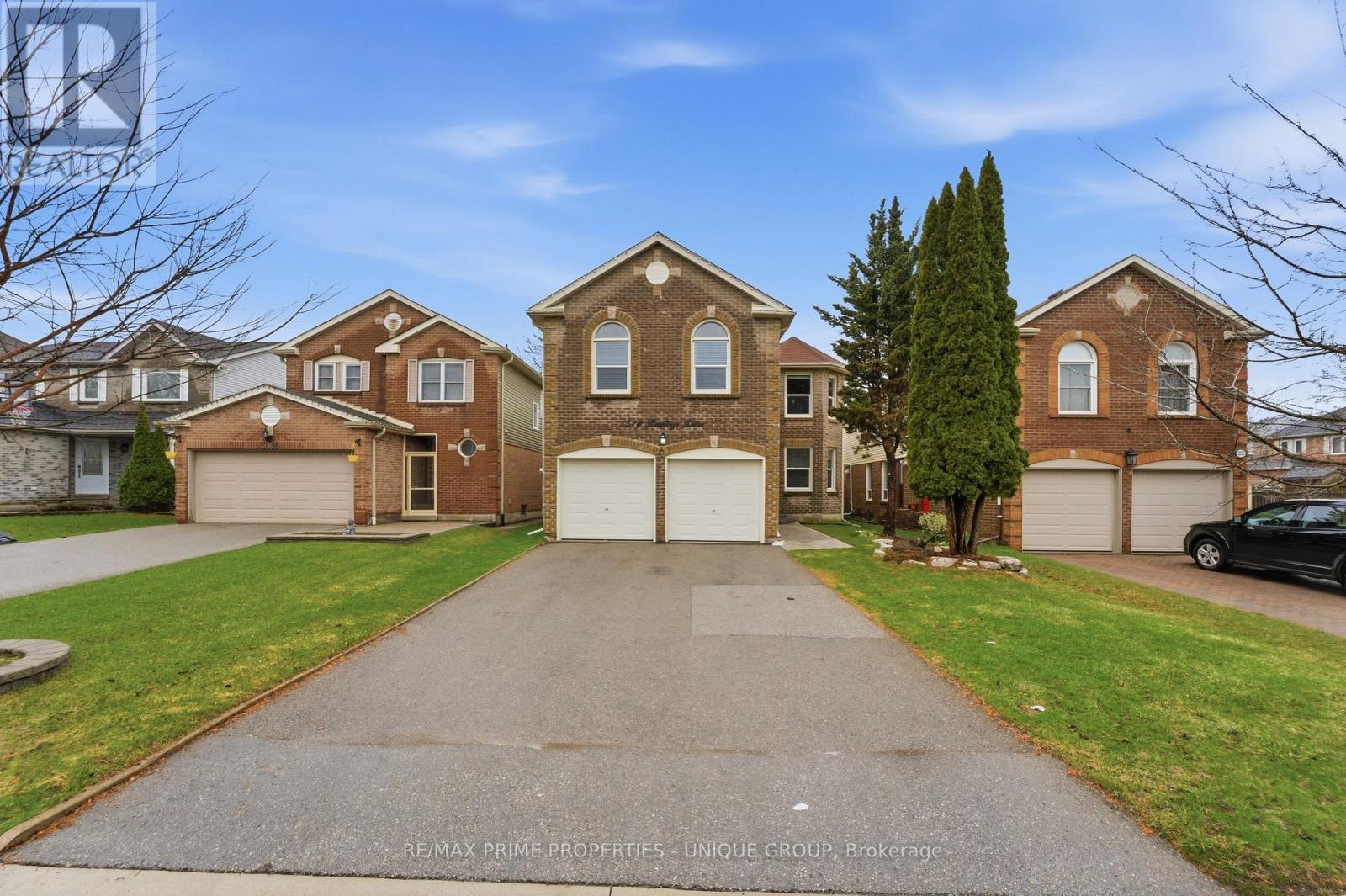 1518 RAWLINGS DRIVE, Pickering, Ontario