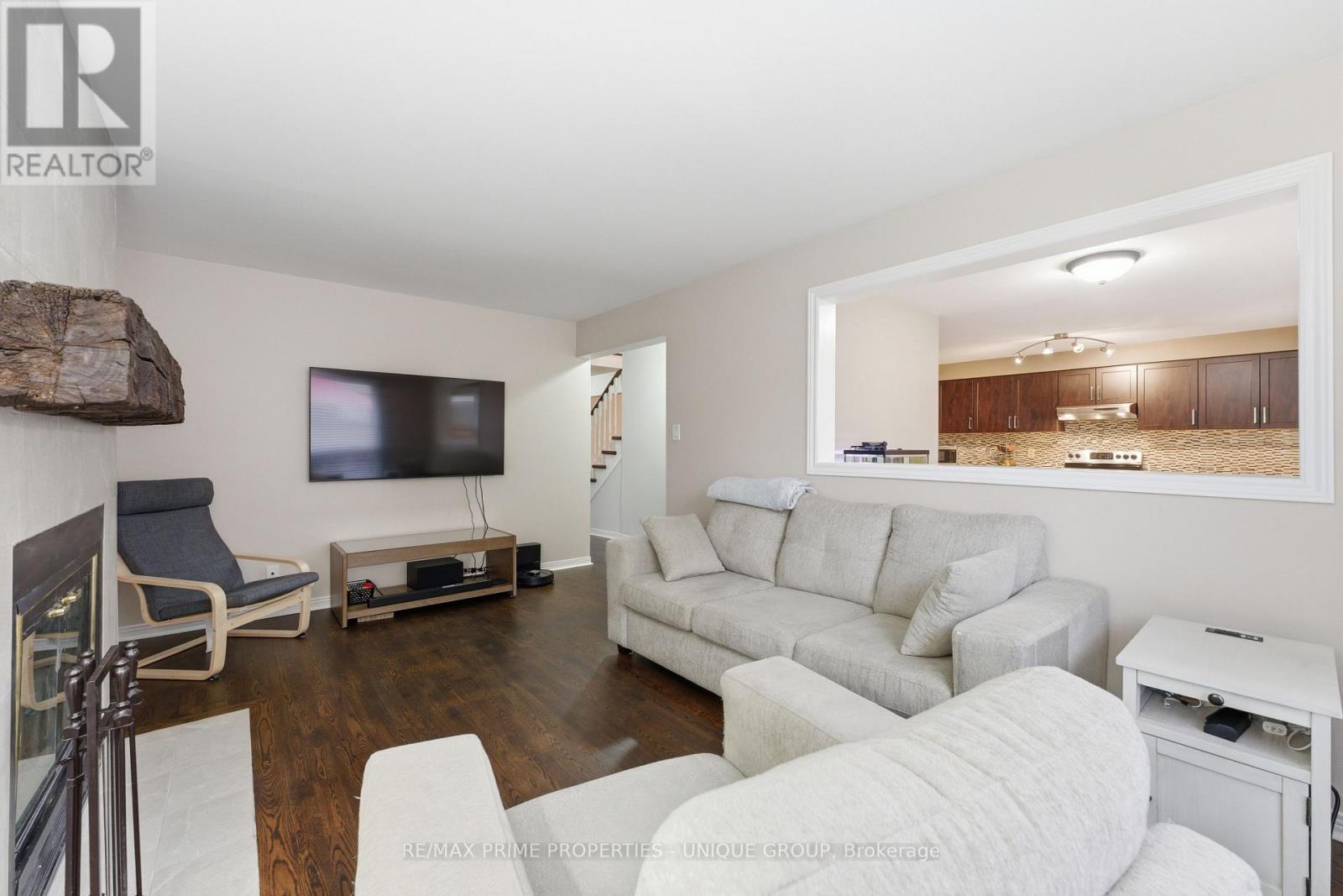 1518 Rawlings Drive, Pickering, Ontario  L1V 5A5 - Photo 11 - E13005886