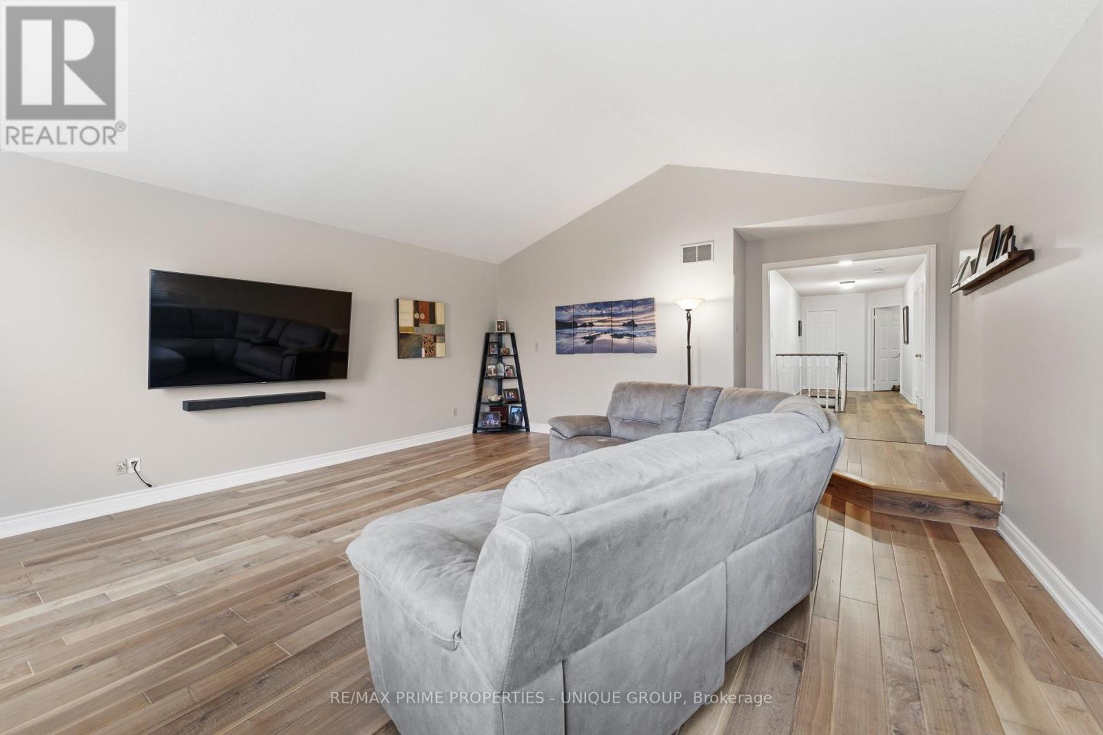 1518 Rawlings Drive, Pickering, Ontario  L1V 5A5 - Photo 31 - E13005886