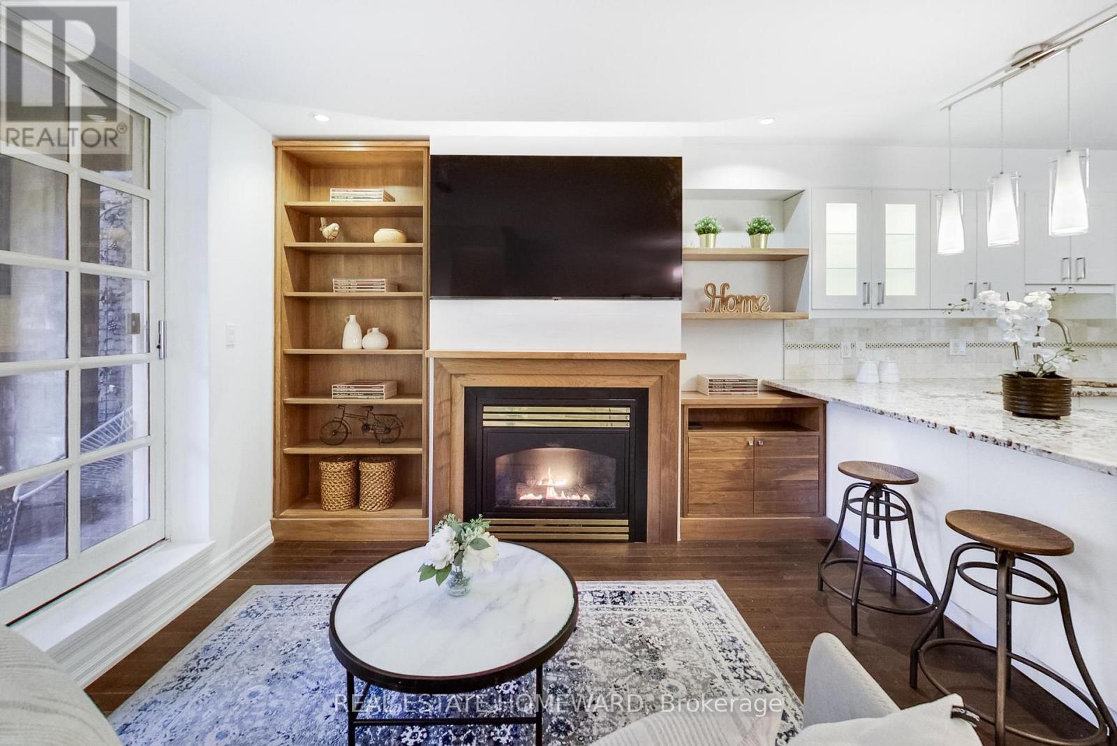 101 - 2371 Queen Street E, Toronto, Ontario  M4E 1H2 - Photo 10 - E13005928