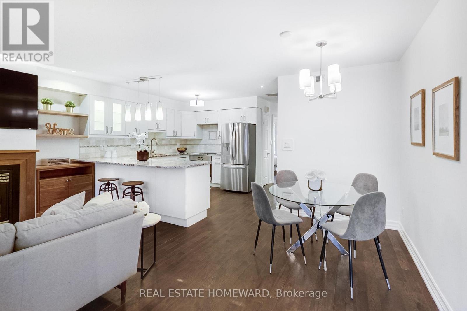 101 - 2371 Queen Street E, Toronto, Ontario  M4E 1H2 - Photo 11 - E13005928