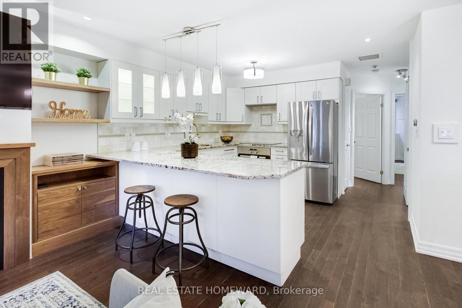 101 - 2371 Queen Street E, Toronto, Ontario  M4E 1H2 - Photo 14 - E13005928