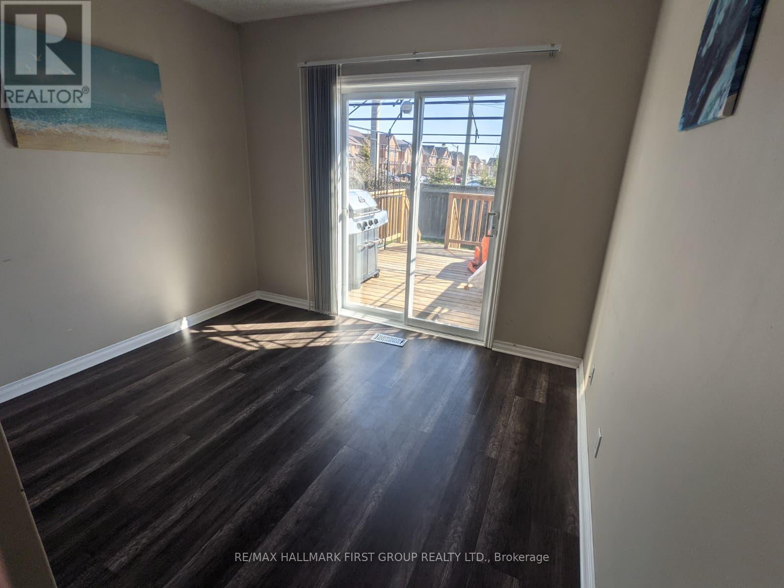 15 Thorncroft Crescent, Ajax, Ontario  L1S 2S1 - Photo 6 - E13005944