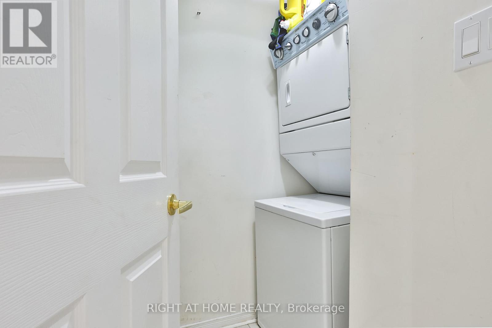 168 Kingston Road W, Ajax, Ontario L1T 0M9 - Photo 13 - E13005986