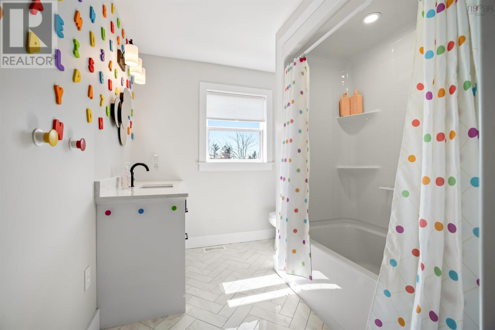 460 Mccabe Lake Drive, Indigo Shores, Middle Sackville, Nova Scotia  B4E 0N6 - Photo 33 - 202607599