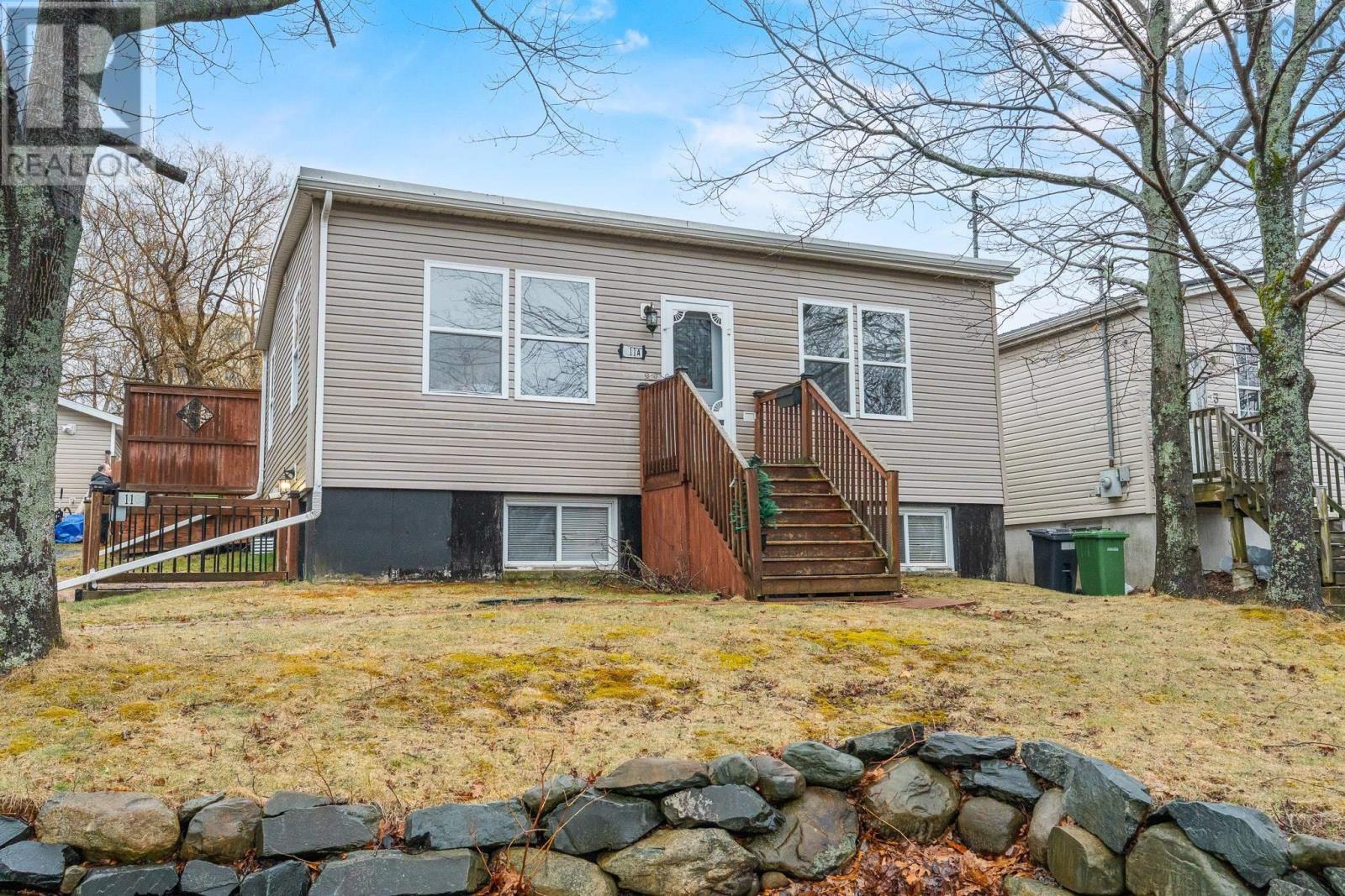 11 A&b Provost Street, Dartmouth, Nova Scotia  B2W 1B5 - Photo 2 - 202607601