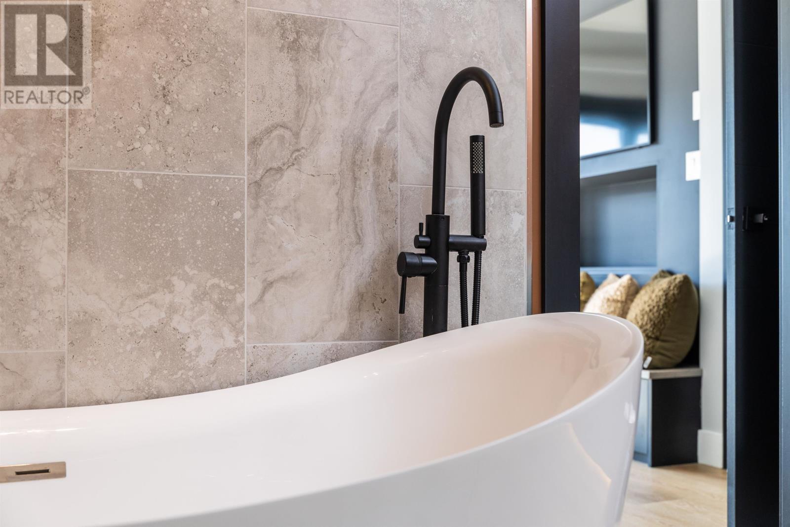 64 Dorchester Street, Charlottetown, Prince Edward Island  C1A 1C7 - Photo 41 - 202607605