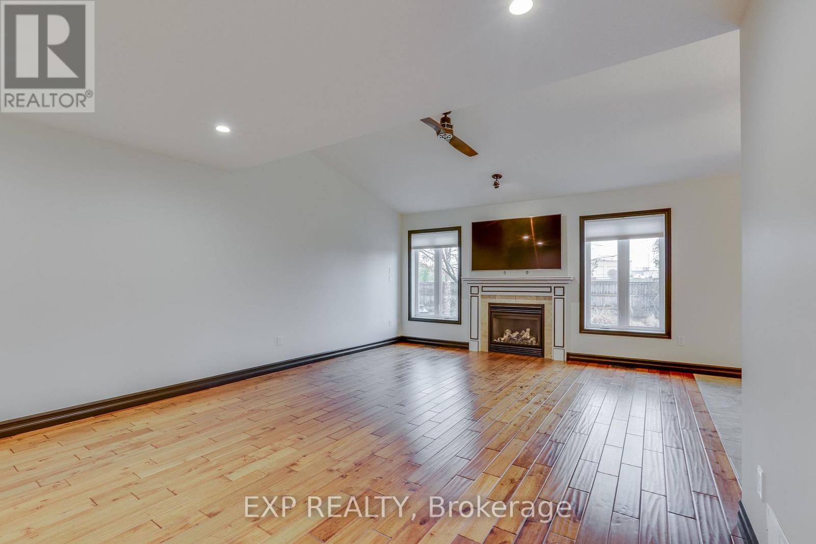 2701 Bateman Trail, London South, Ontario  N6L 0A9 - Photo 4 - X12577642