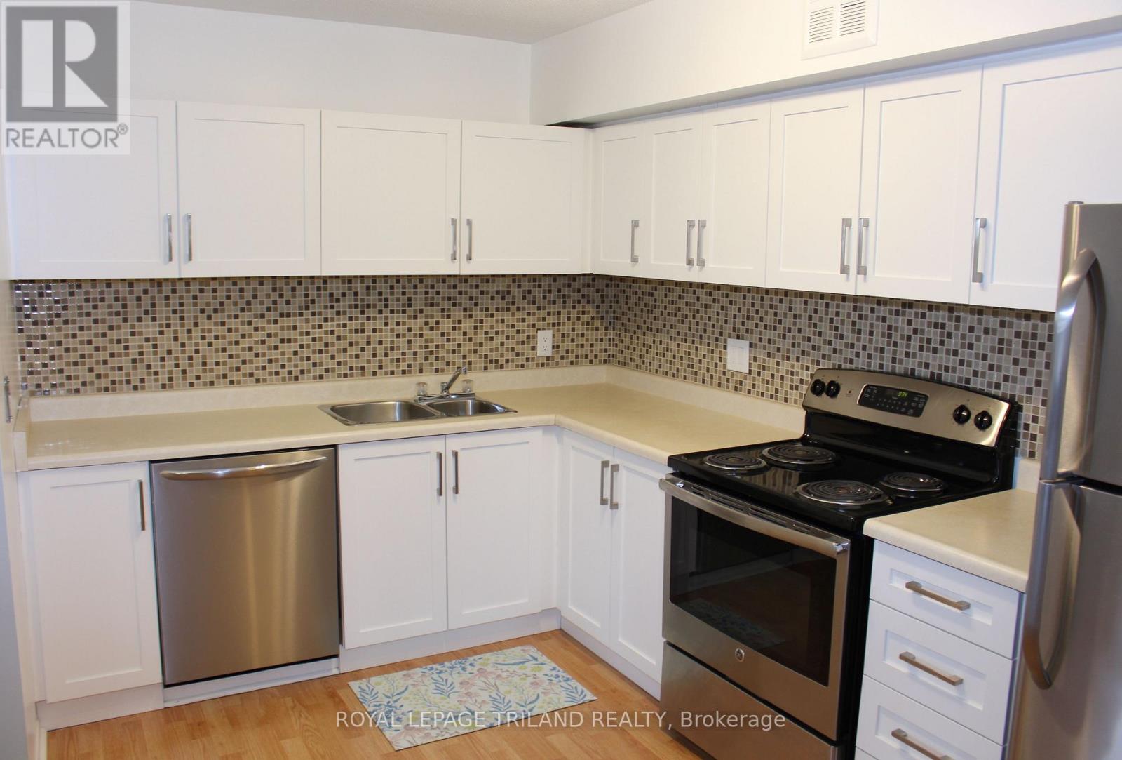 218 - 9 Jacksway Crescent, London North, Ontario  N5X 3T7 - Photo 5 - X12985092