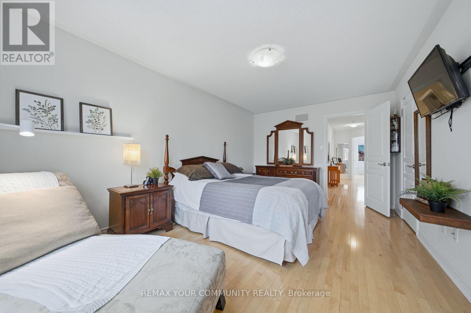 213 Shirrick Drive, Richmond Hill, Ontario  L4E 4Y4 - Photo 32 - N13005746