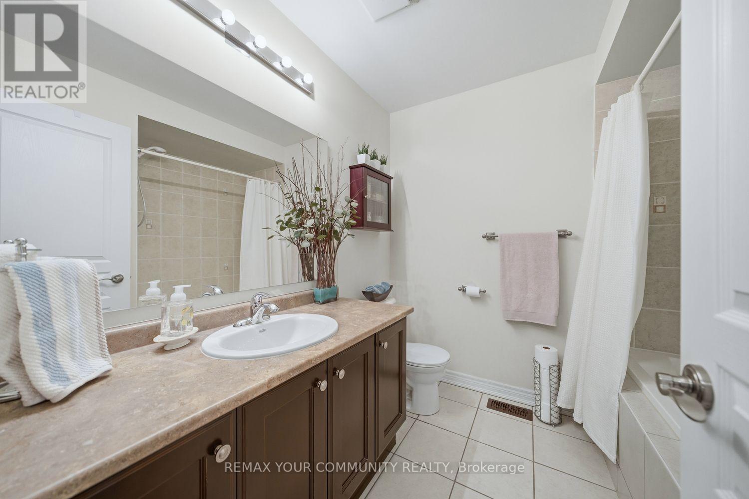 213 Shirrick Drive, Richmond Hill, Ontario  L4E 4Y4 - Photo 42 - N13005746