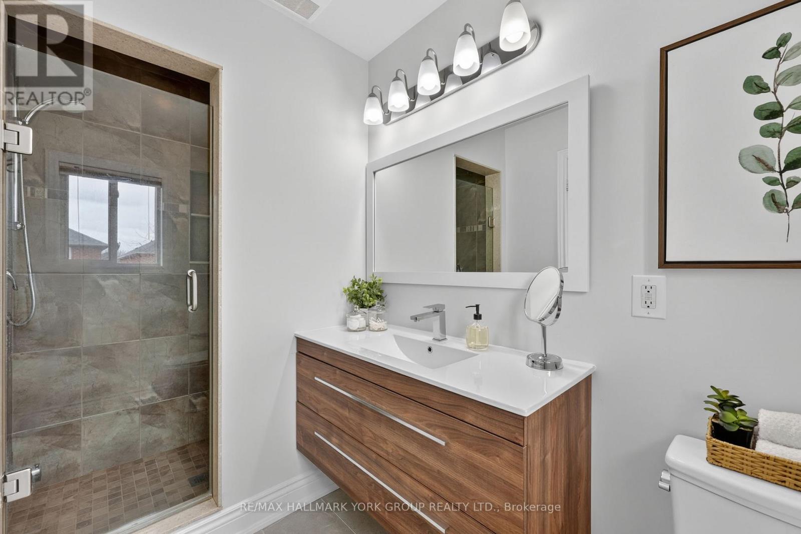 540 Greig Circle, Newmarket, Ontario  L3Y 8S6 - Photo 21 - N13005762