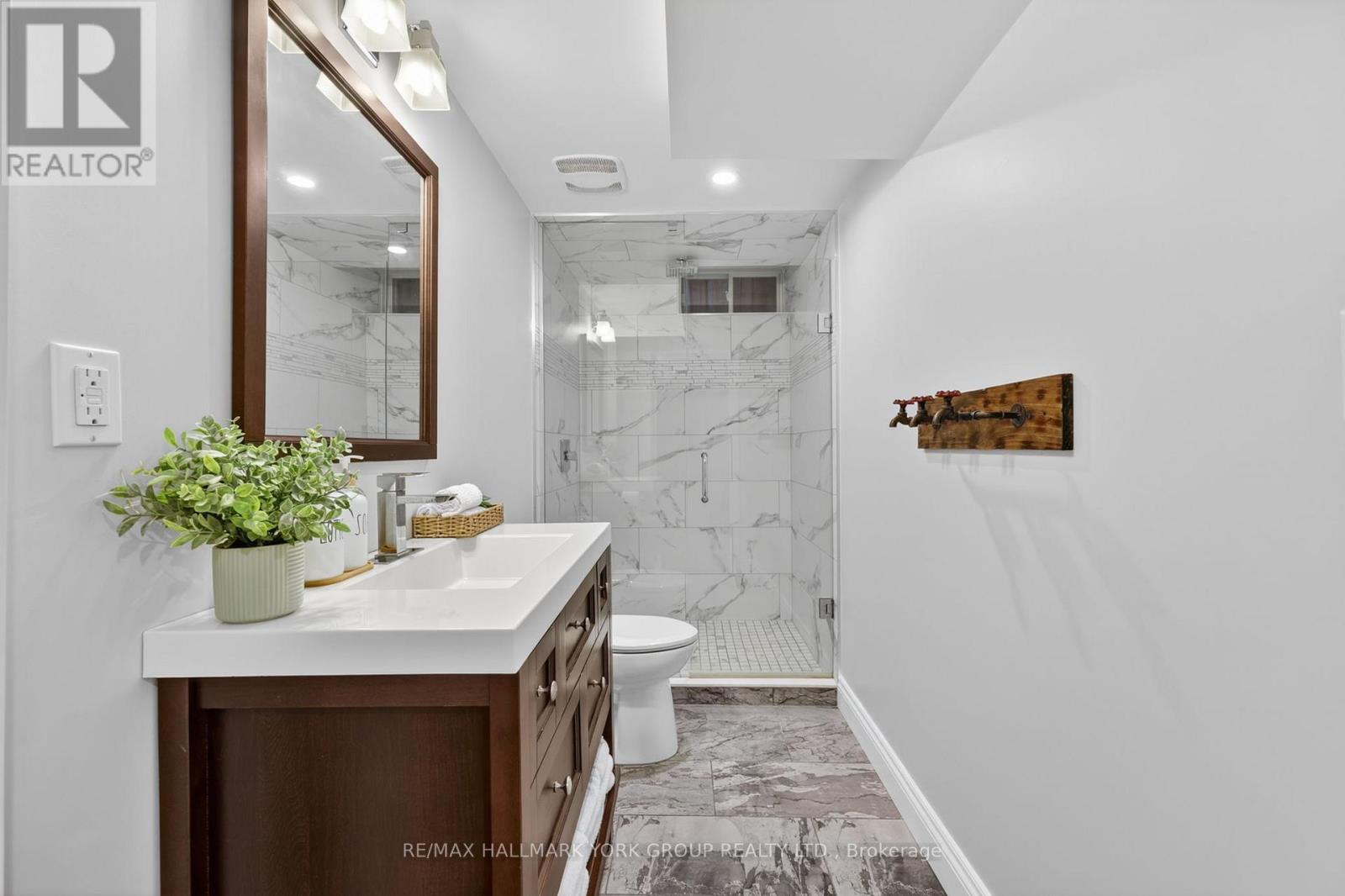 540 Greig Circle, Newmarket, Ontario  L3Y 8S6 - Photo 30 - N13005762