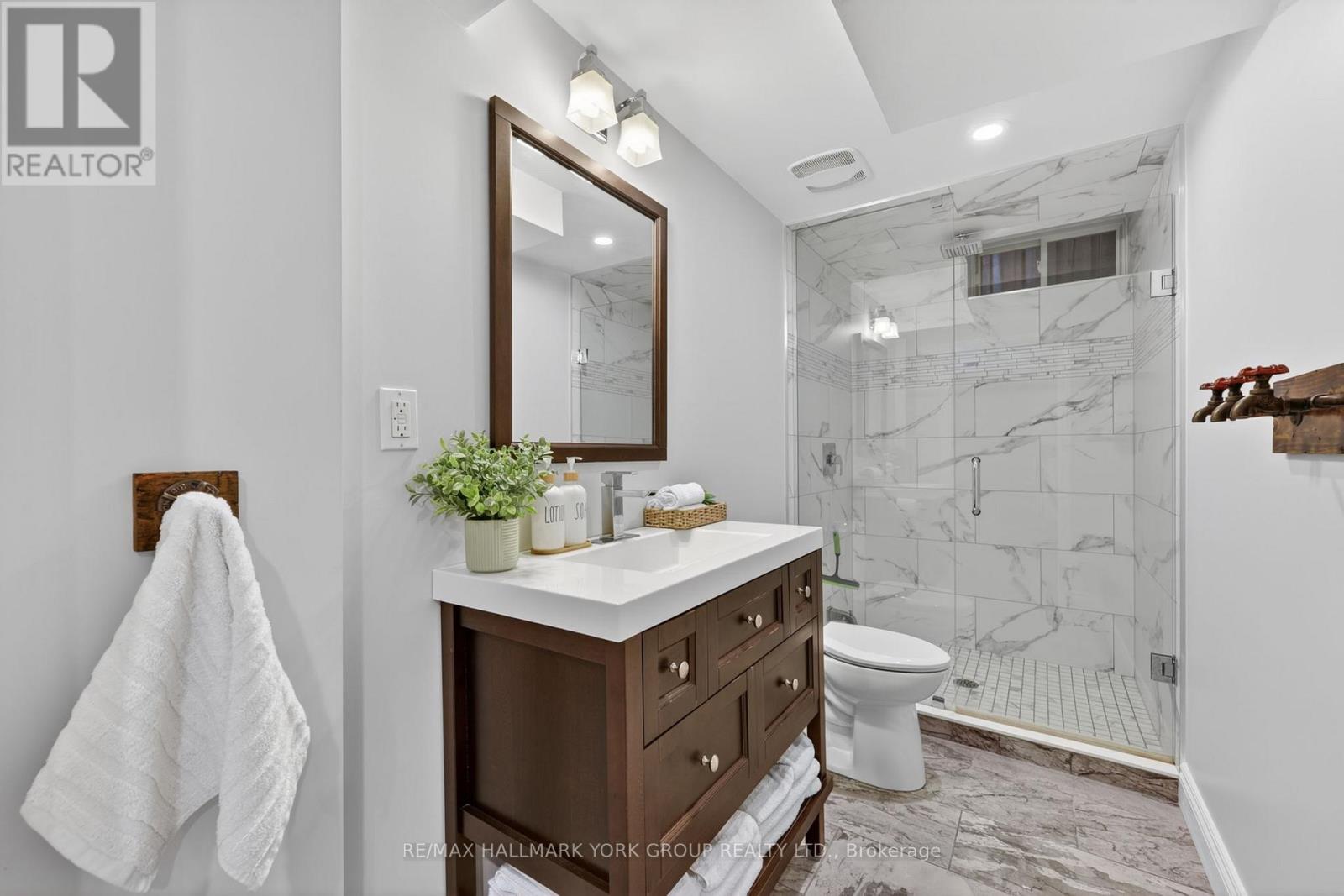 540 Greig Circle, Newmarket, Ontario  L3Y 8S6 - Photo 31 - N13005762