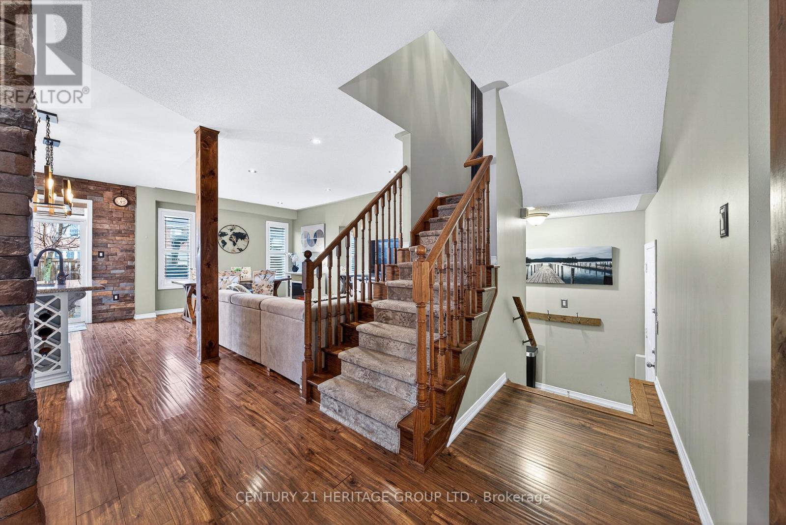 13 Richardson Crescent, Bradford West Gwillimbury, Ontario  L3Z 0L6 - Photo 10 - N13005800