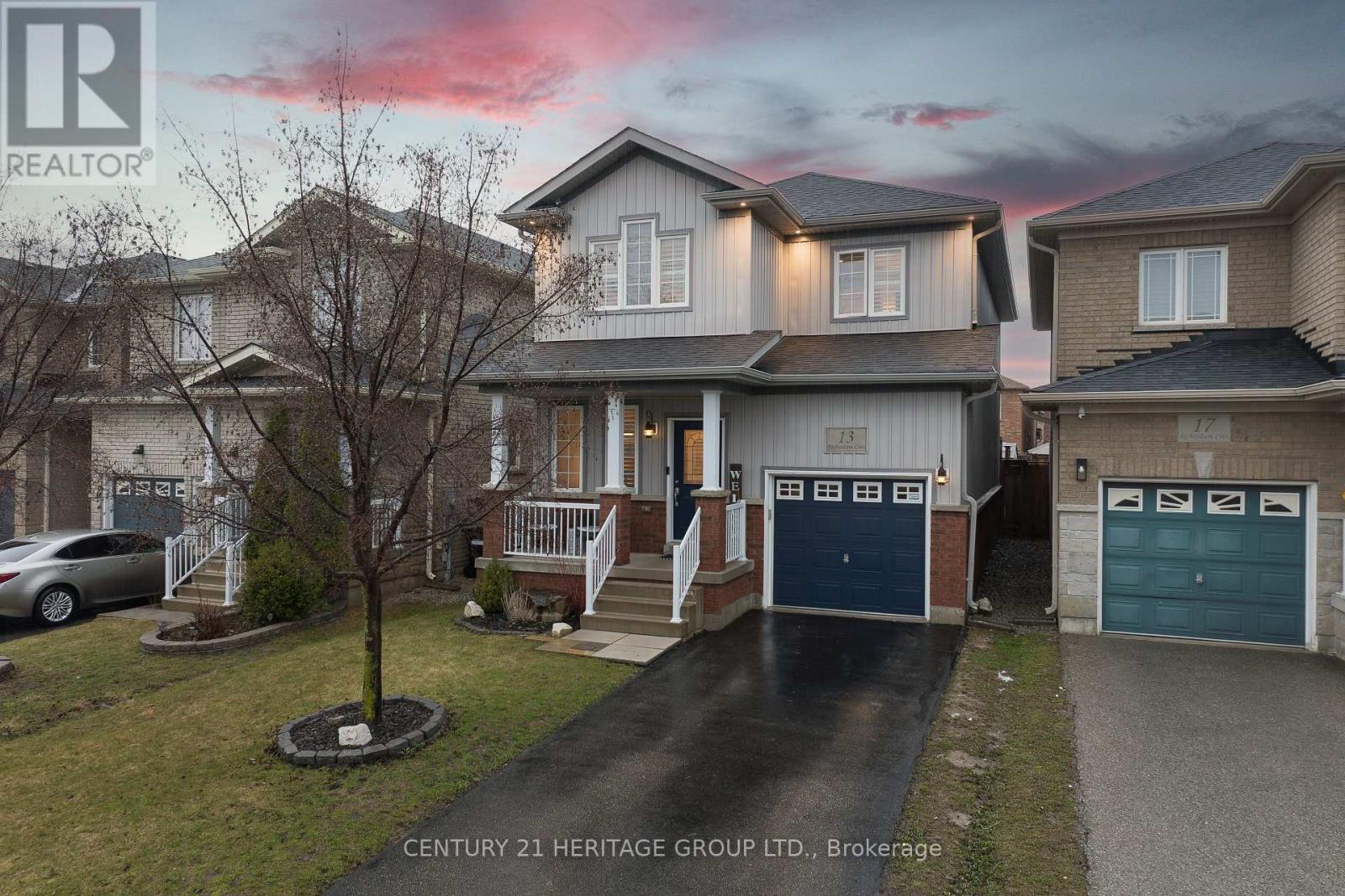 13 Richardson Crescent, Bradford West Gwillimbury, Ontario  L3Z 0L6 - Photo 2 - N13005800