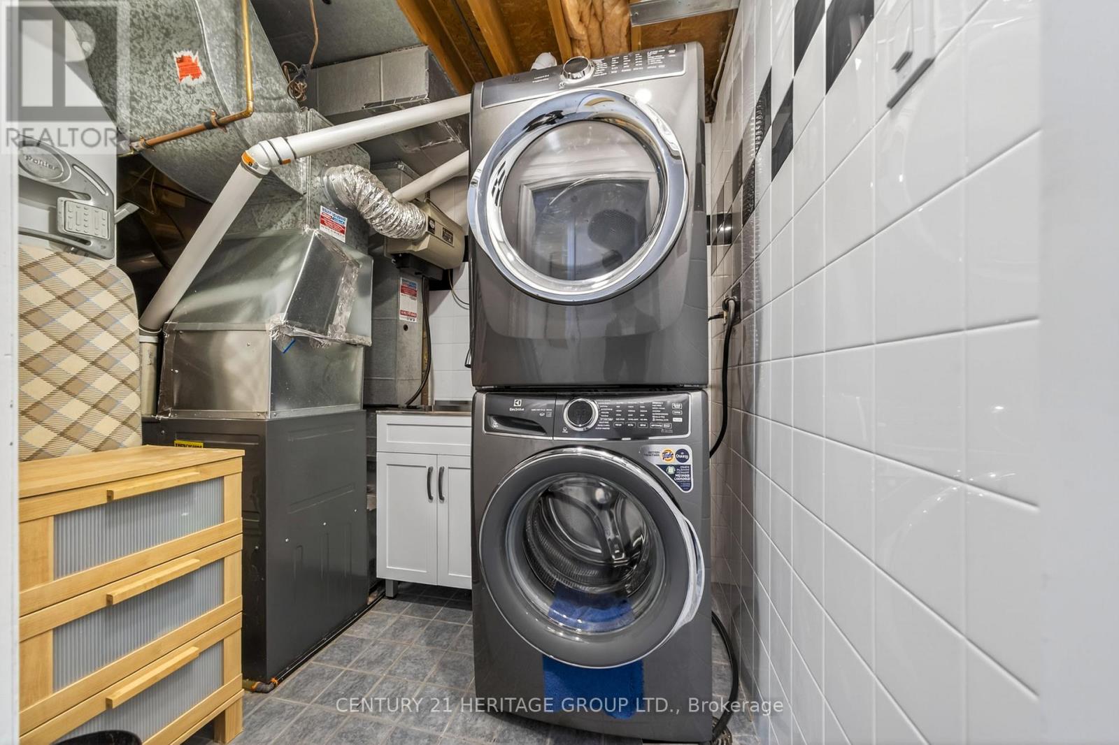 64 Coventry Court, Richmond Hill, Ontario  L4C 8B7 - Photo 28 - N13005826