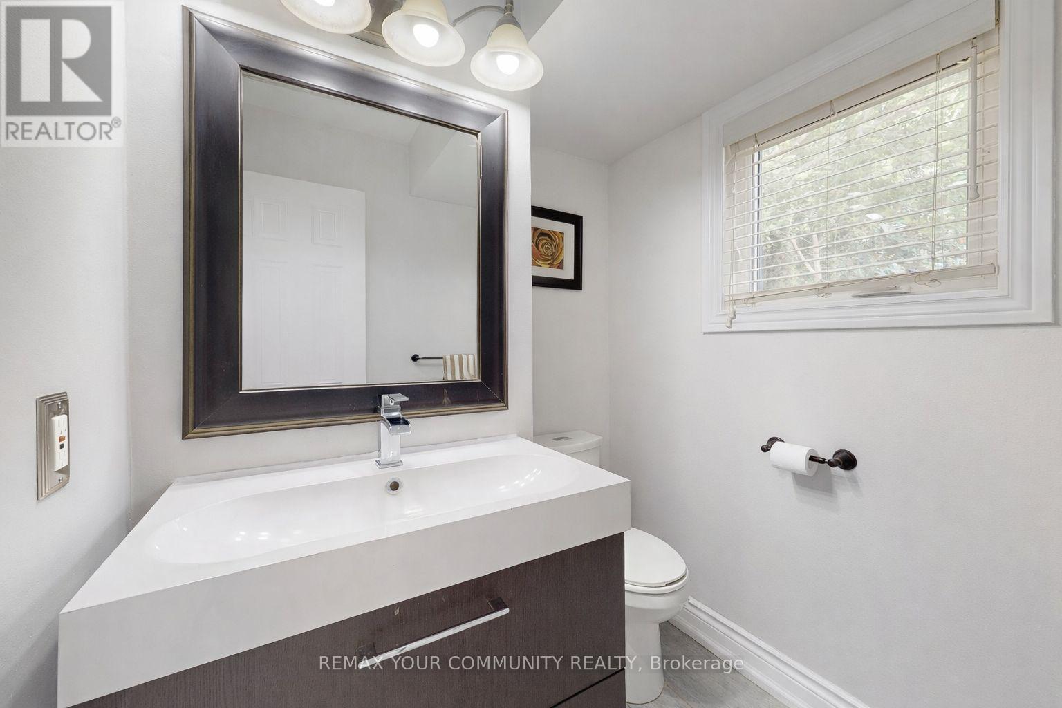 22 Hulst Drive, Bradford West Gwillimbury, Ontario  L3Z 2T3 - Photo 32 - N13005916