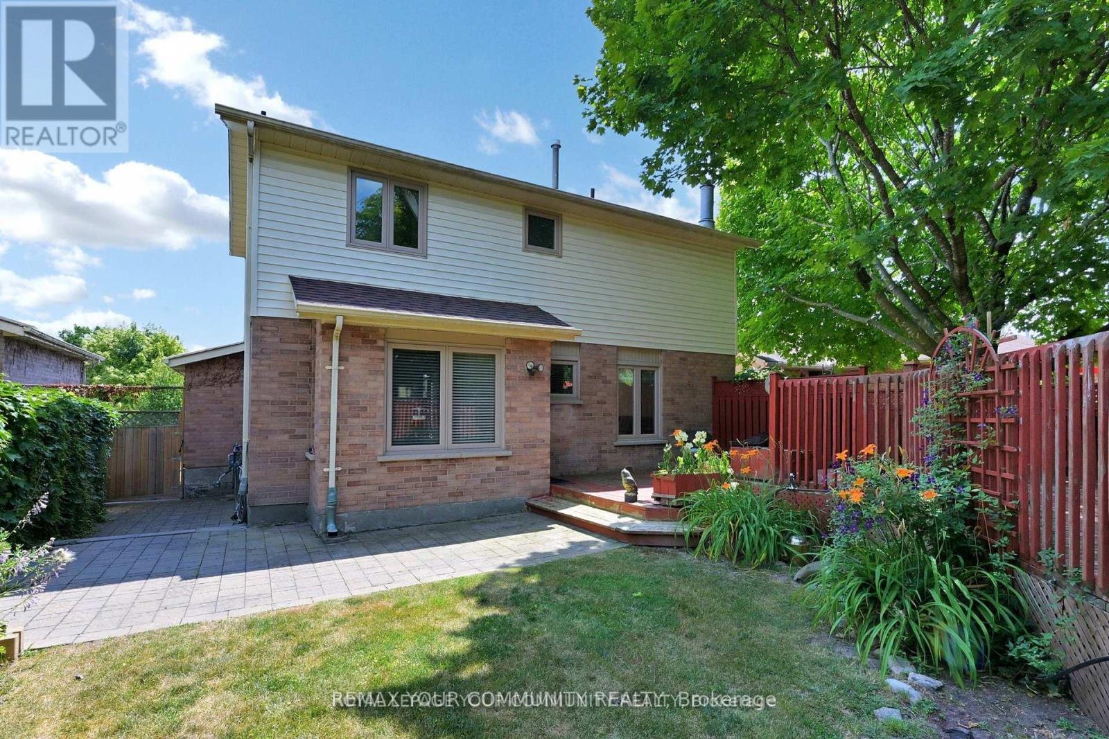 22 Hulst Drive, Bradford West Gwillimbury, Ontario  L3Z 2T3 - Photo 39 - N13005916