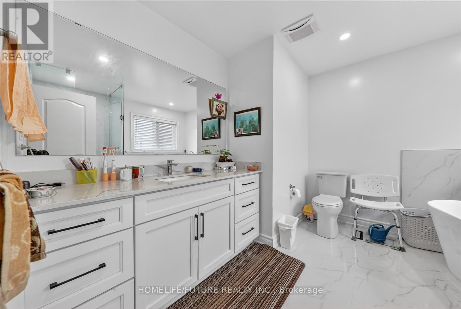 149 Peshawar Avenue, Markham, Ontario  L3R 0W8 - Photo 26 - N13005982