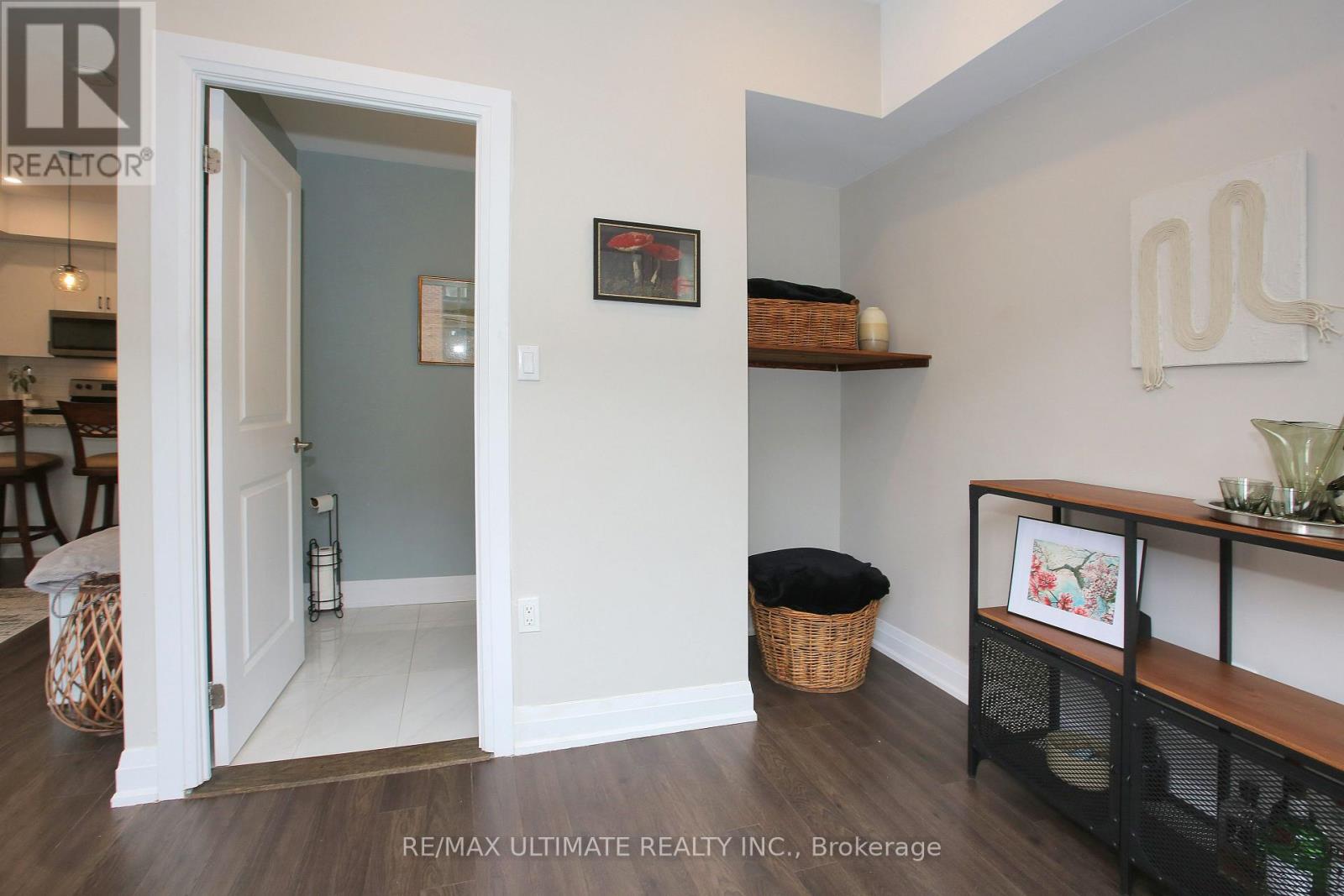 E403 - 52 Coles Avenue, Vaughan, Ontario  L4L 0J1 - Photo 13 - N13005990