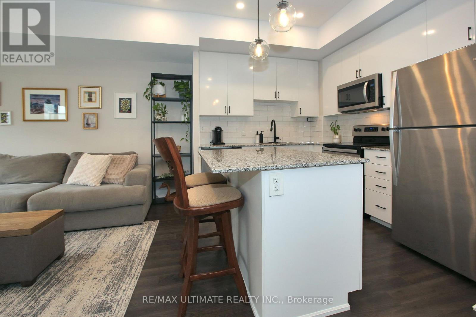 E403 - 52 Coles Avenue, Vaughan, Ontario  L4L 0J1 - Photo 7 - N13005990