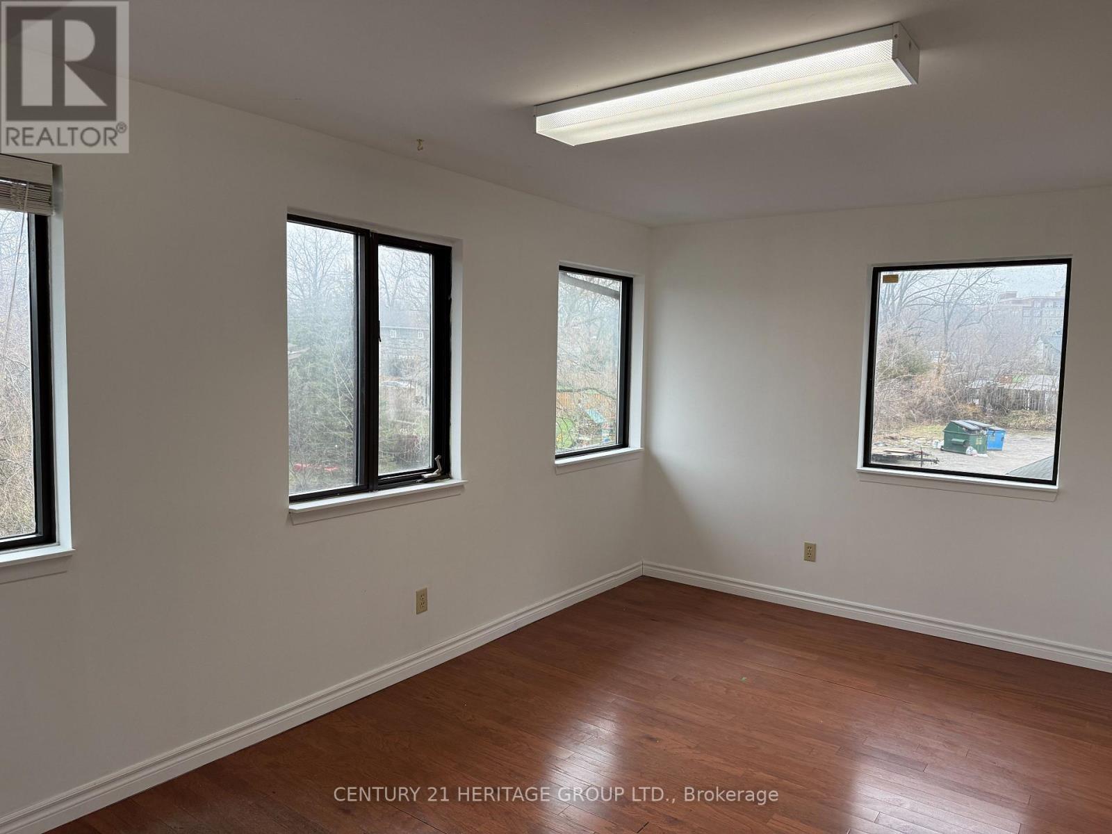 17 - 204 Simcoe Avenue, Georgina, Ontario  L4P 3S6 - Photo 10 - N13006022