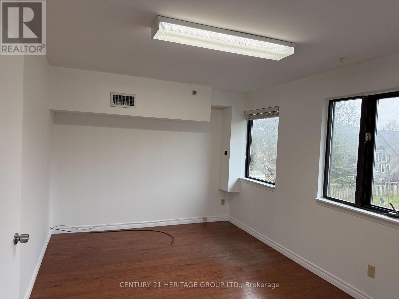 17 - 204 Simcoe Avenue, Georgina, Ontario  L4P 3S6 - Photo 11 - N13006022