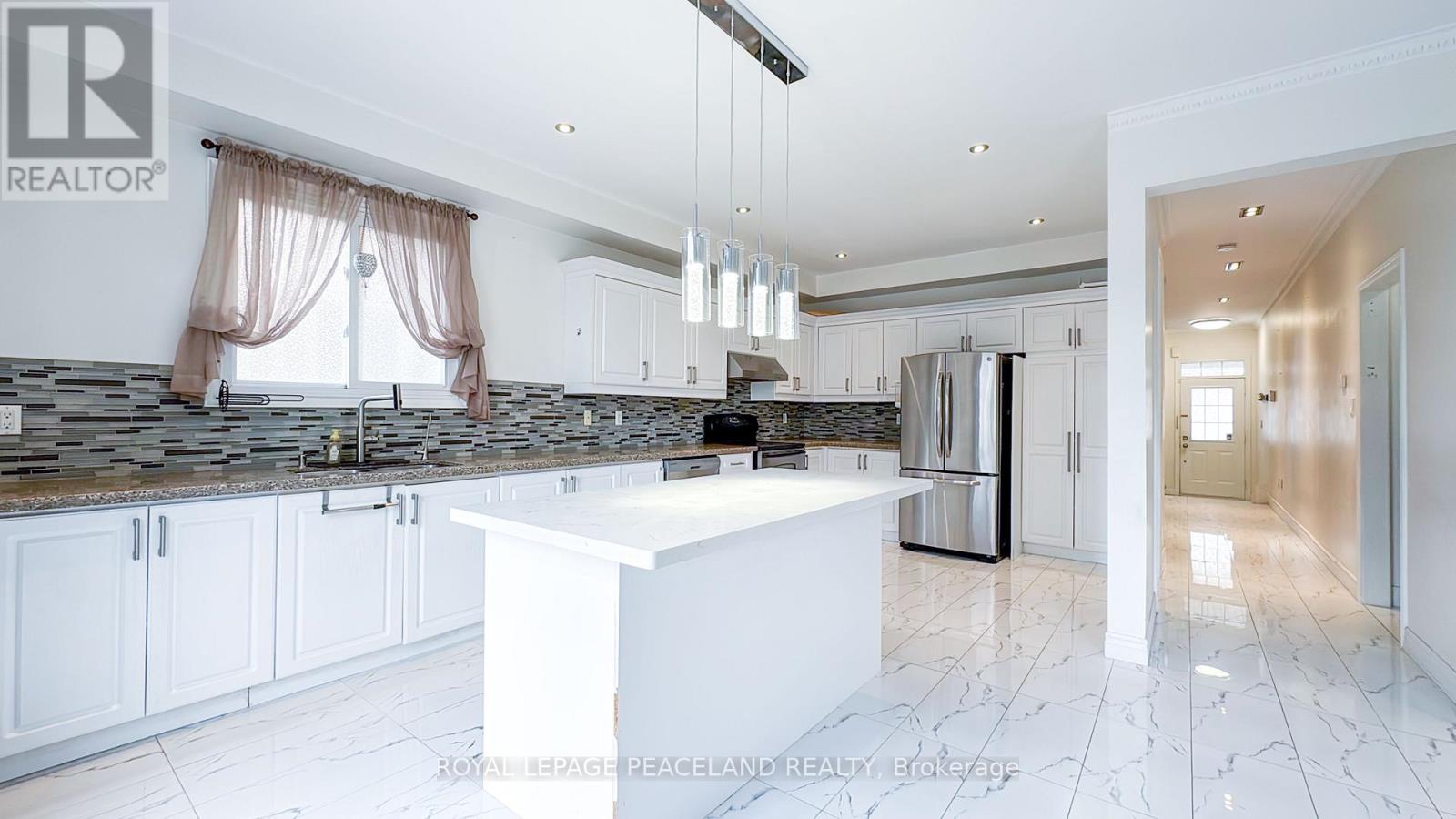 110 Annina Crescent, Markham, Ontario  L3R 4S5 - Photo 8 - N13006066