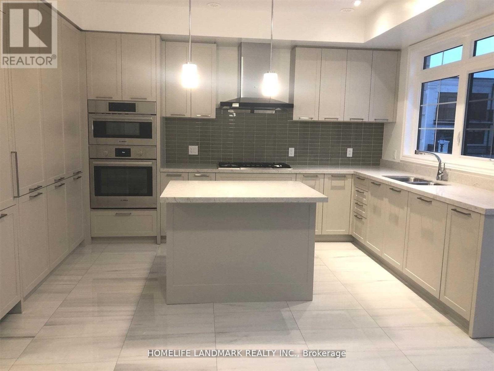 81 William Saville Street, Markham, Ontario  L3R 2E1 - Photo 3 - N13006072