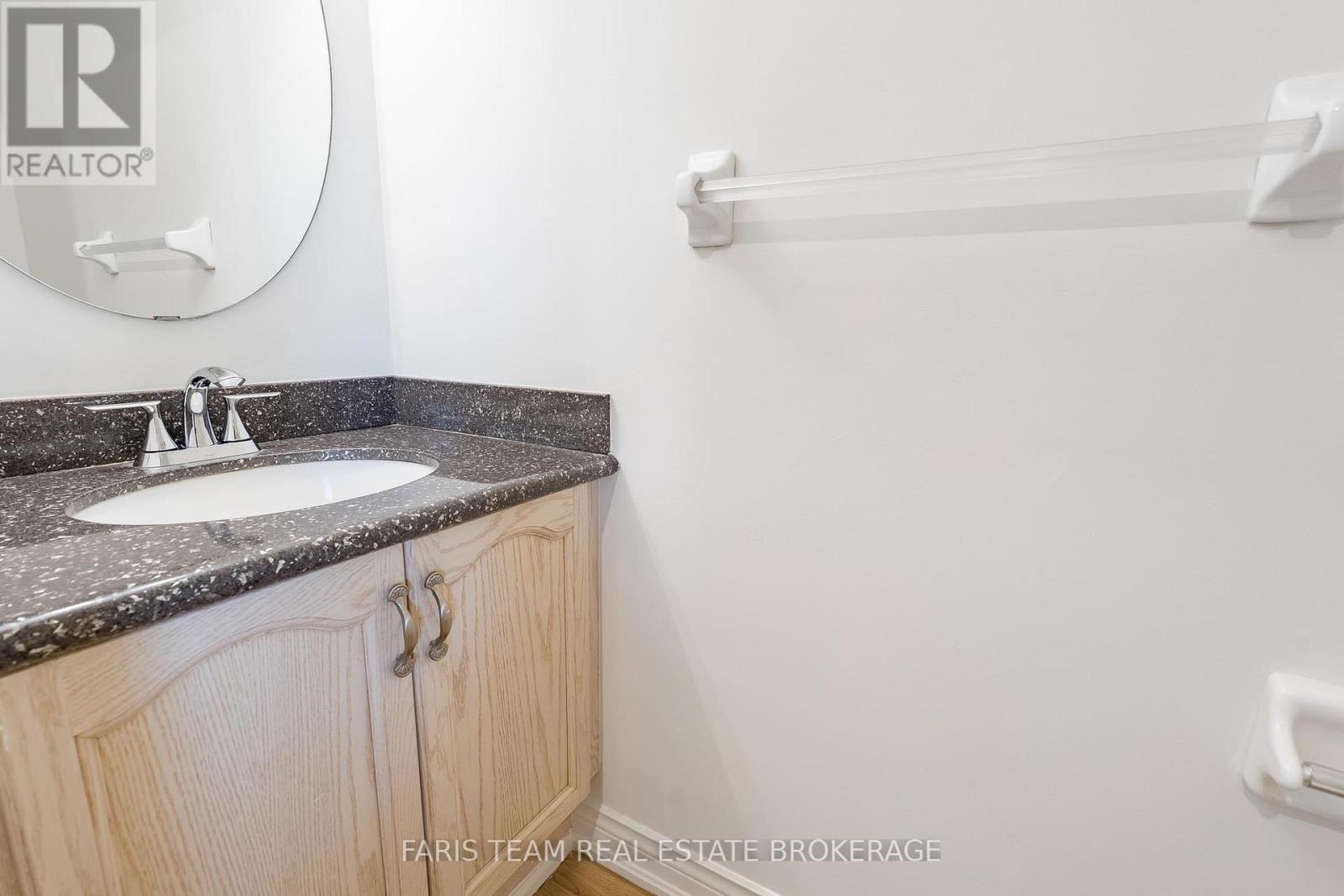 28 Bayshore Boulevard, Barrie, Ontario  L4N 9R5 - Photo 18 - S13005700