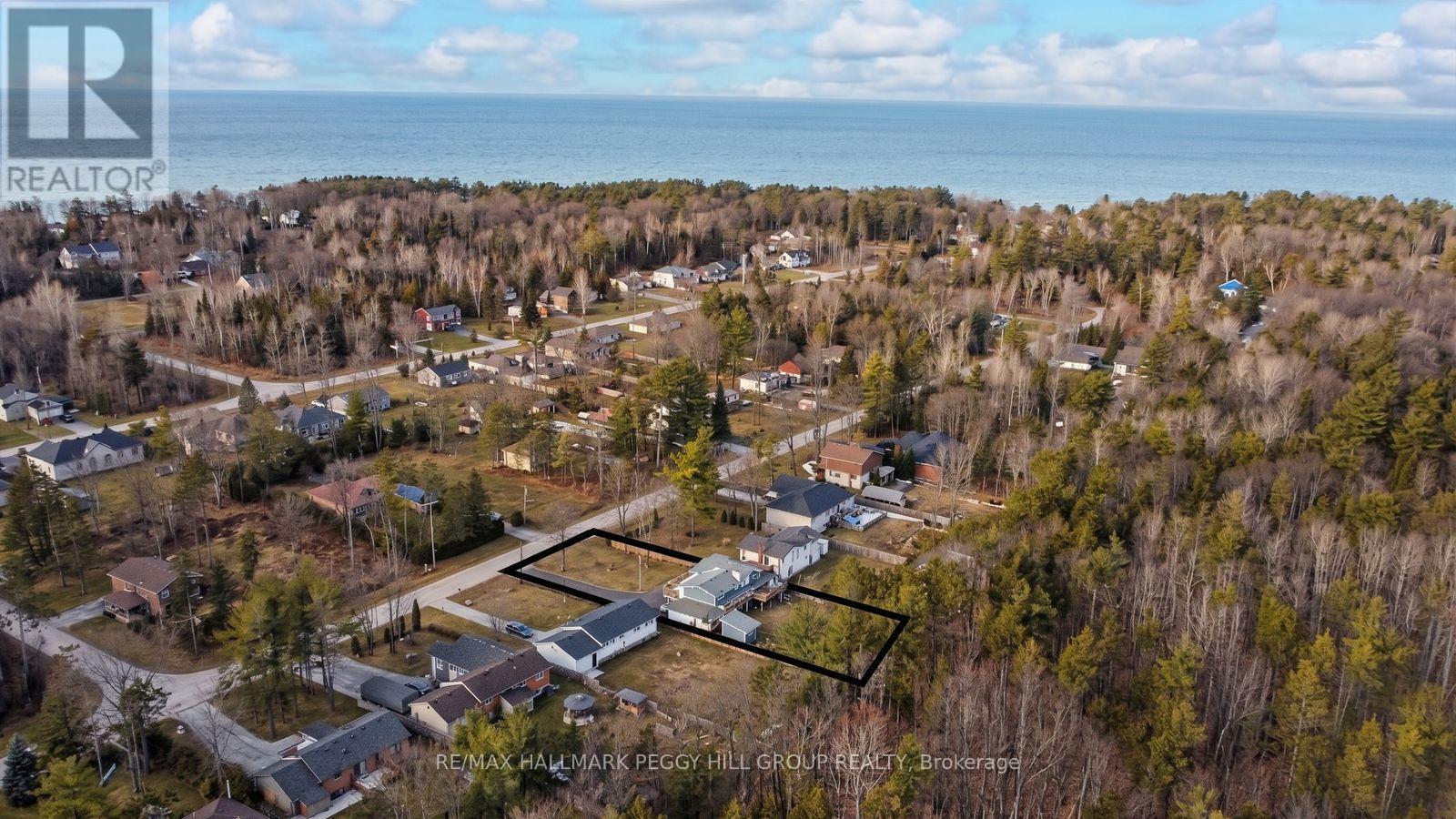 71 Ronald Avenue, Tiny, Ontario  L0L 1P1 - Photo 2 - S13005780