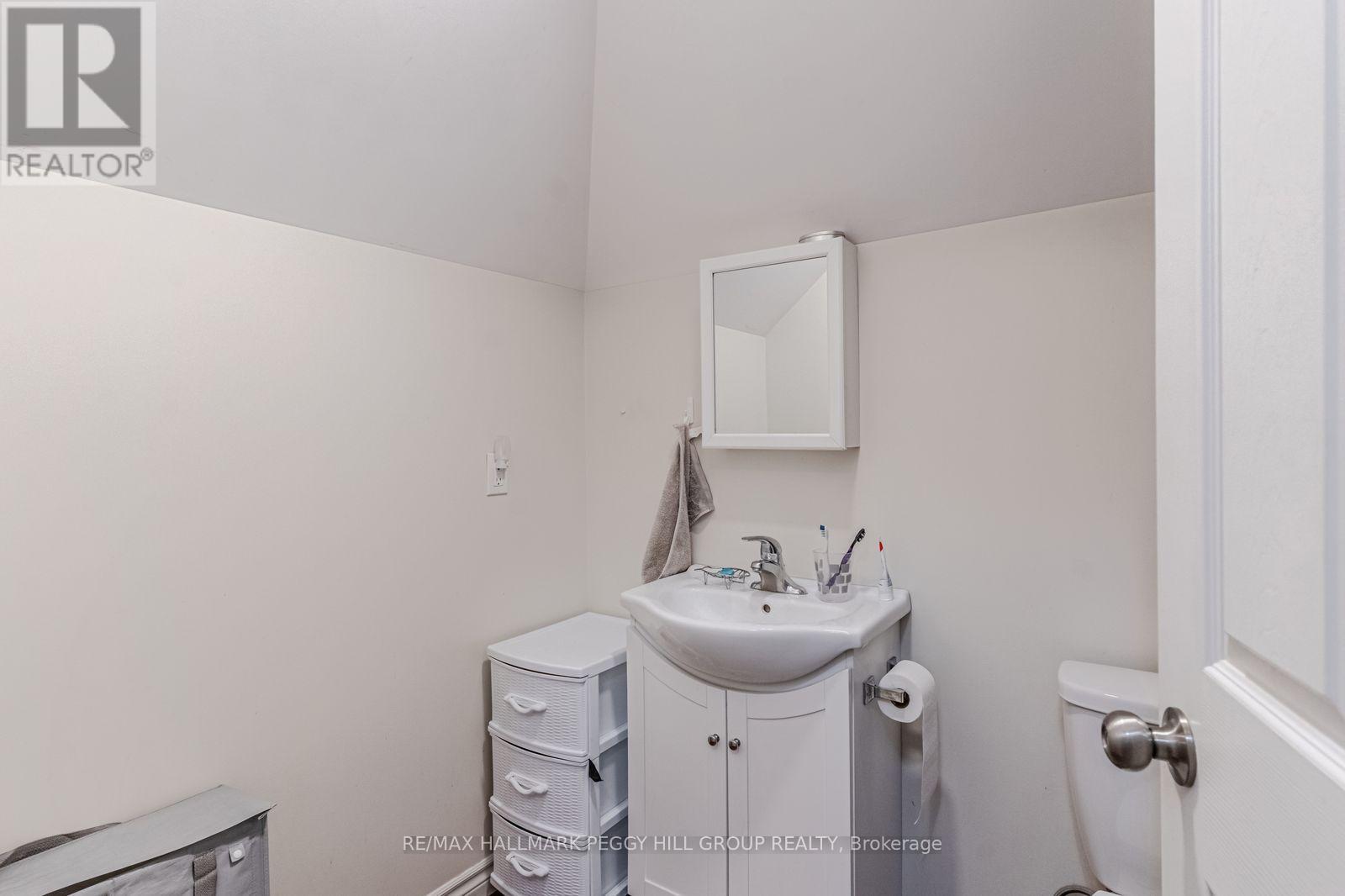 4 - 42 Toronto Street, Barrie, Ontario  L4N 1T9 - Photo 6 - S13005966