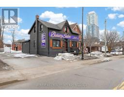 89 TORONTO STREET, Barrie, Ontario