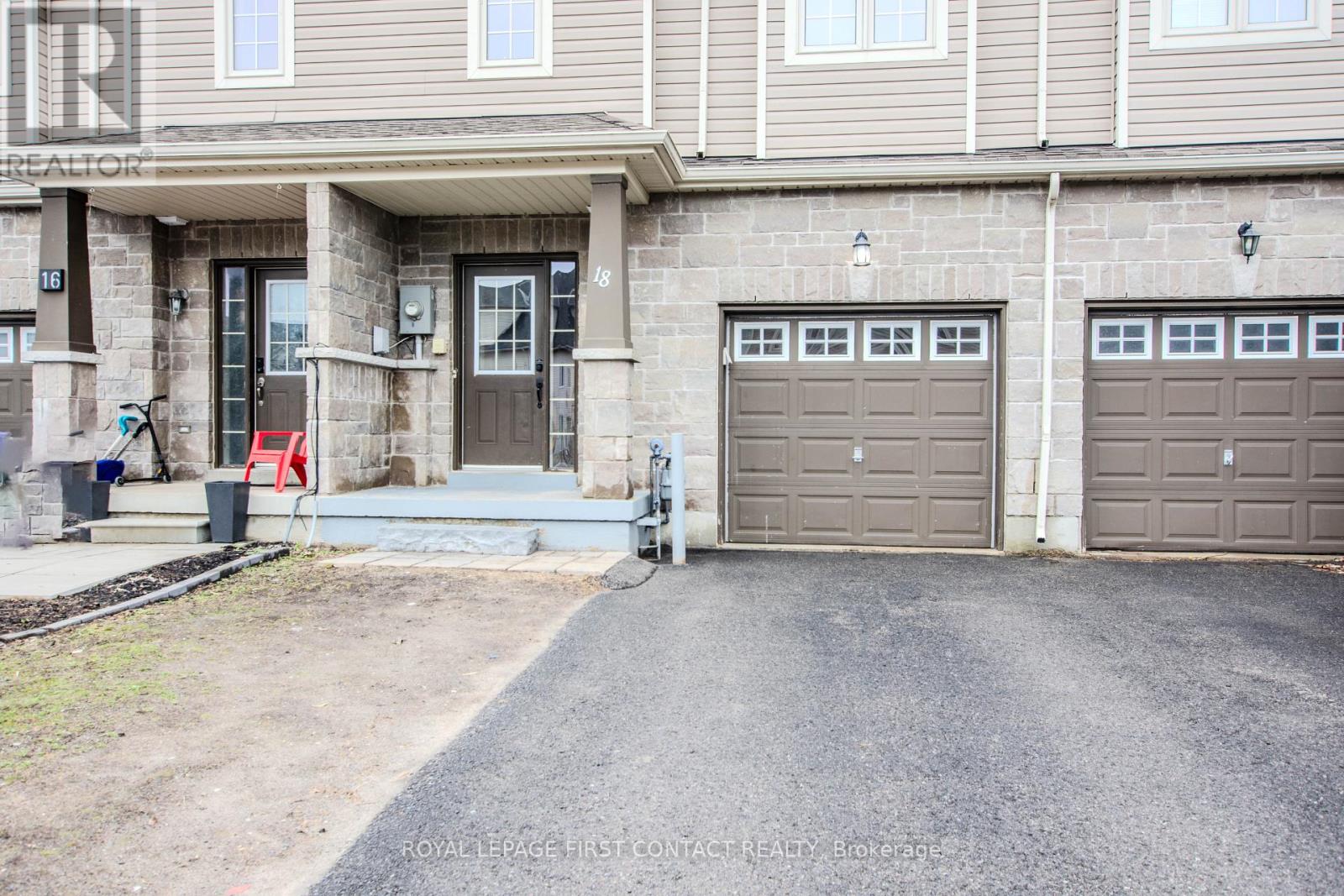 18 Arcadia Road, Wasaga Beach, Ontario  L9Z 3C2 - Photo 3 - S13006038