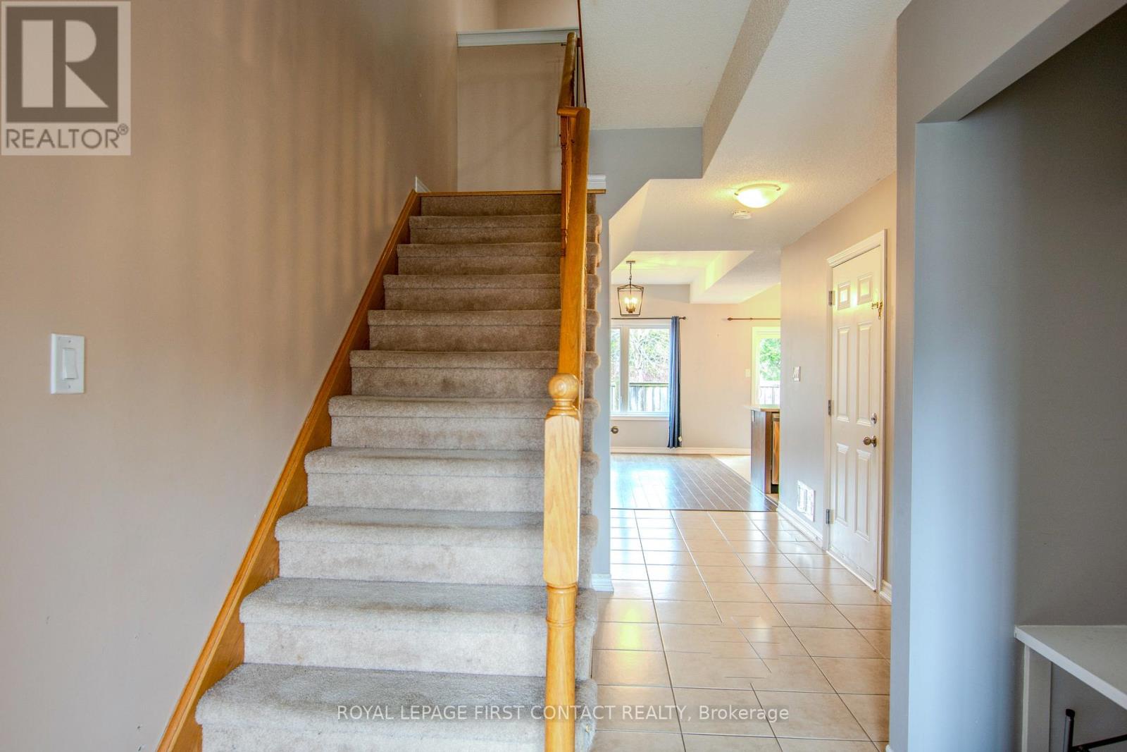 18 Arcadia Road, Wasaga Beach, Ontario  L9Z 3C2 - Photo 4 - S13006038