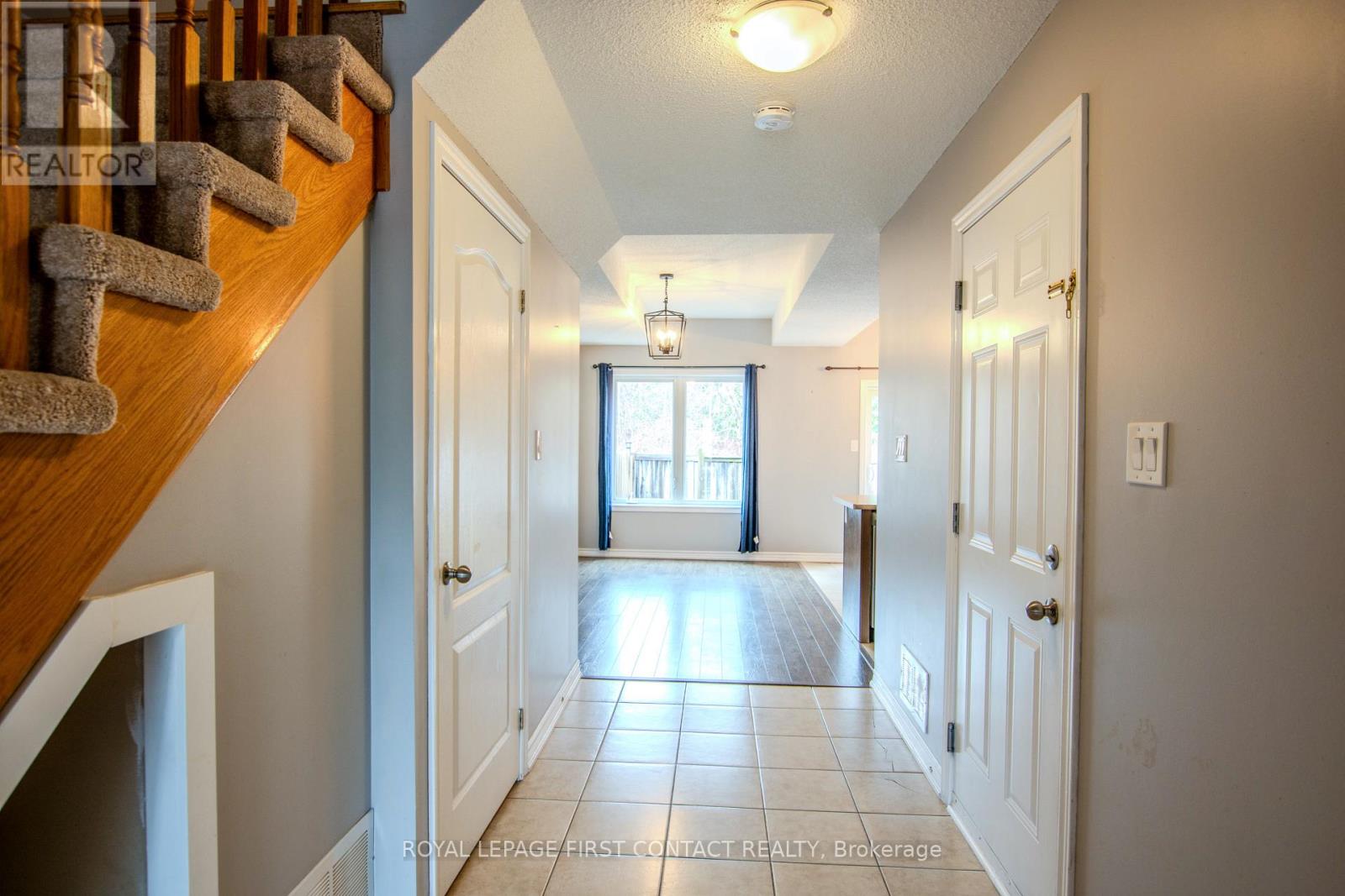 18 Arcadia Road, Wasaga Beach, Ontario  L9Z 3C2 - Photo 6 - S13006038