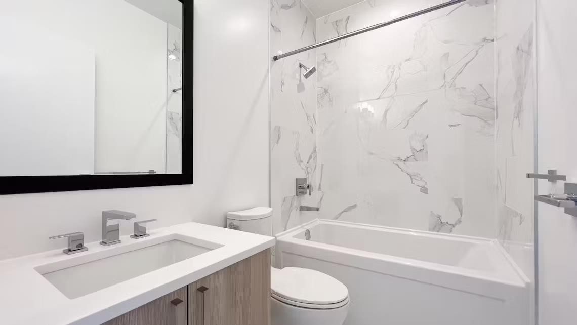 4105 13350 Central Avenue, Surrey, British Columbia  V3T 0S1 - Photo 4 - R3111418