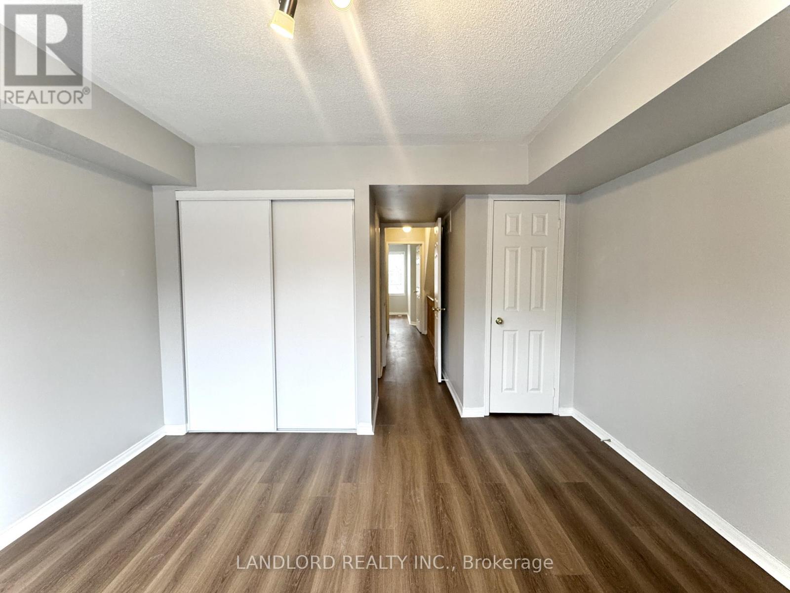 91 - 65 Turntable Crescent, Toronto, Ontario  M6H 4K8 - Photo 22 - W12763746