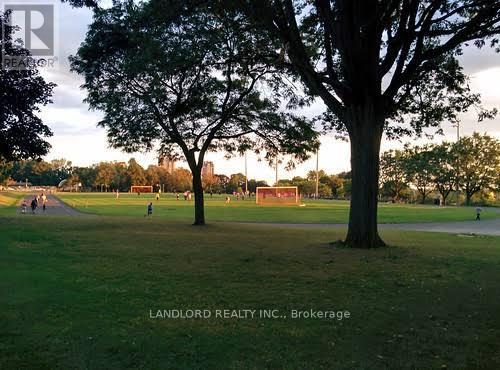 91 - 65 Turntable Crescent, Toronto, Ontario  M6H 4K8 - Photo 31 - W12763746