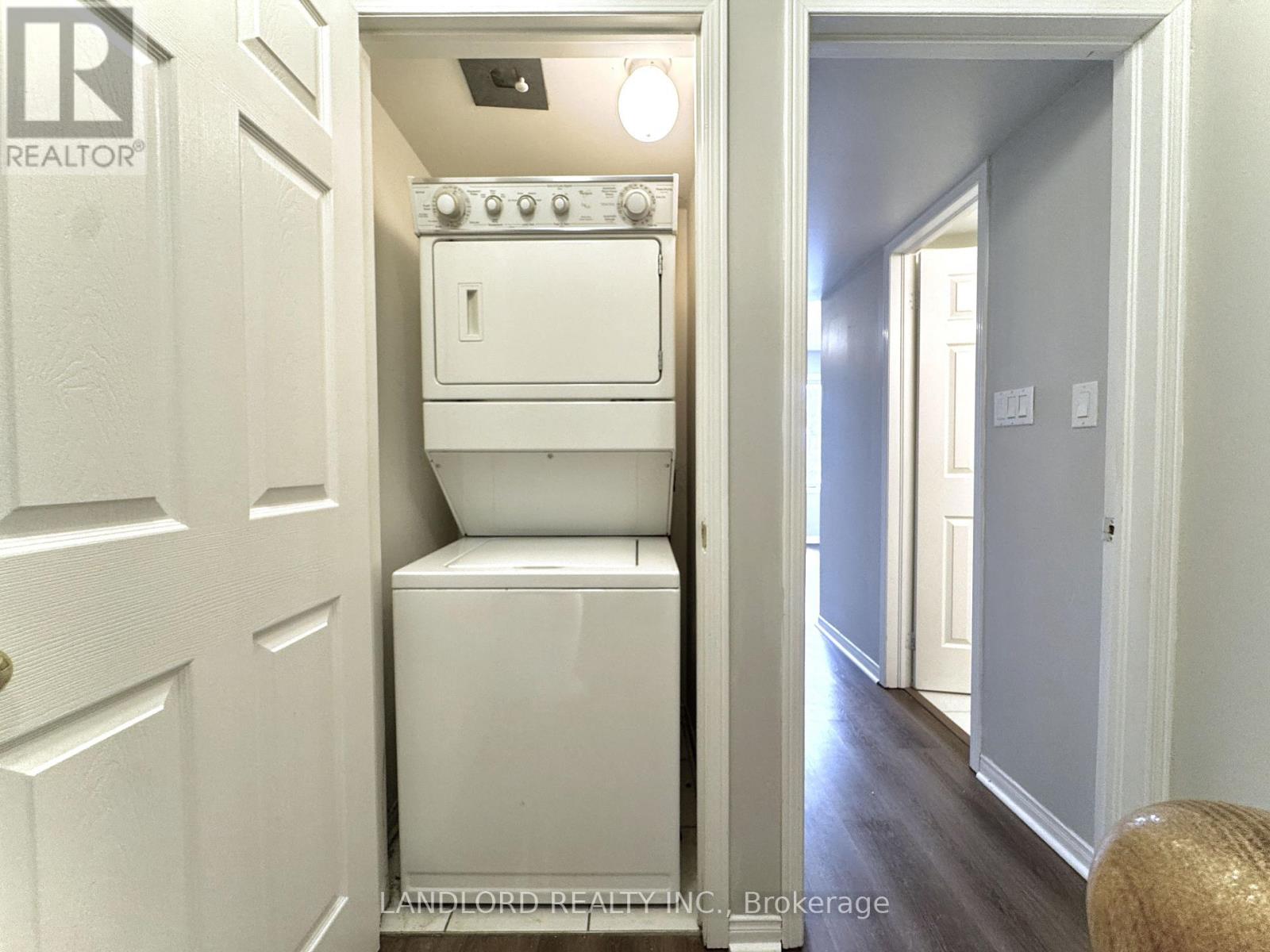 91 - 65 Turntable Crescent, Toronto, Ontario  M6H 4K8 - Photo 12 - W12763746