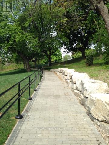 91 - 65 Turntable Crescent, Toronto, Ontario  M6H 4K8 - Photo 32 - W12763746