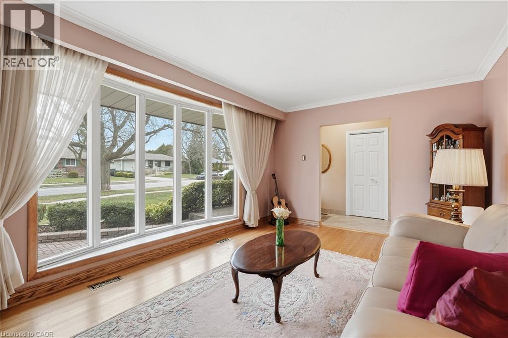 5376 Spruce Avenue, Burlington, Ontario  L7L 1N7 - Photo 9 - 40818654