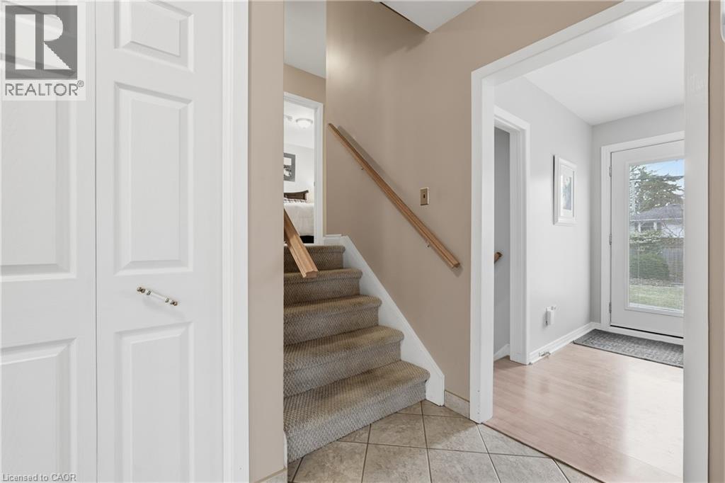 5376 Spruce Avenue, Burlington, Ontario  L7L 1N7 - Photo 15 - 40818654